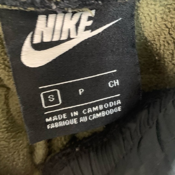 FLEECE NIKE SWEATPANTS - Picture 3 of 3